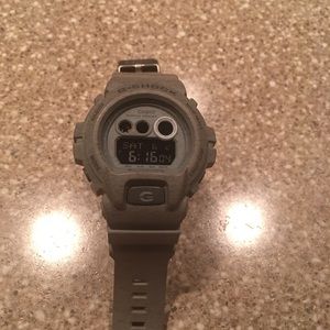 Gray Heathered G-Shock Great Condition